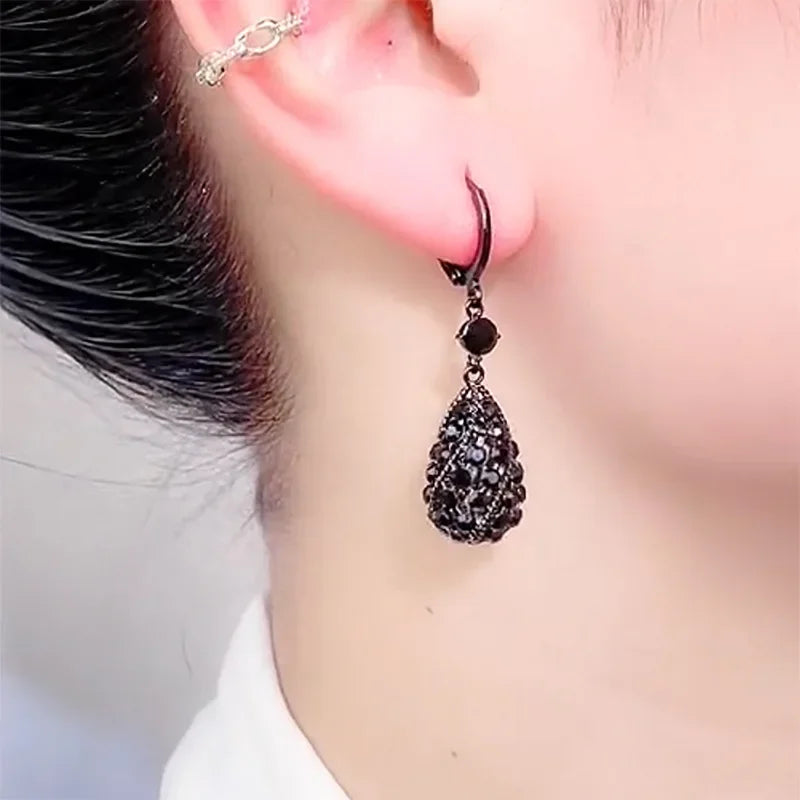 Charming Black Crystal Drop-shaped Pendant Earrings for Women