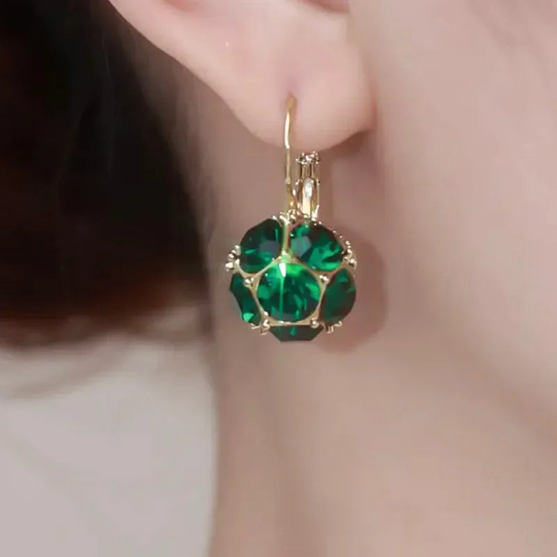 2024 New High-end Elegant Black Zircon Earrings for Women Fashionable Individuality Daily Accessory Party Jewelry Birthday Gifts