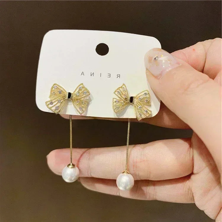 Exquisite Blue Drop-shaped Crystal Pendant Earrings For Women