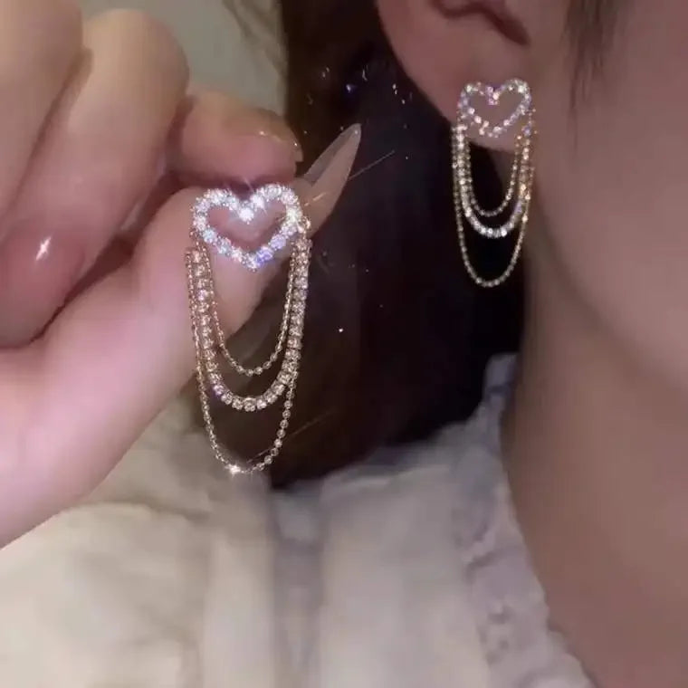 2024 New High-end Elegant Black Zircon Earrings for Women Fashionable Individuality Daily Accessory Party Jewelry Birthday Gifts
