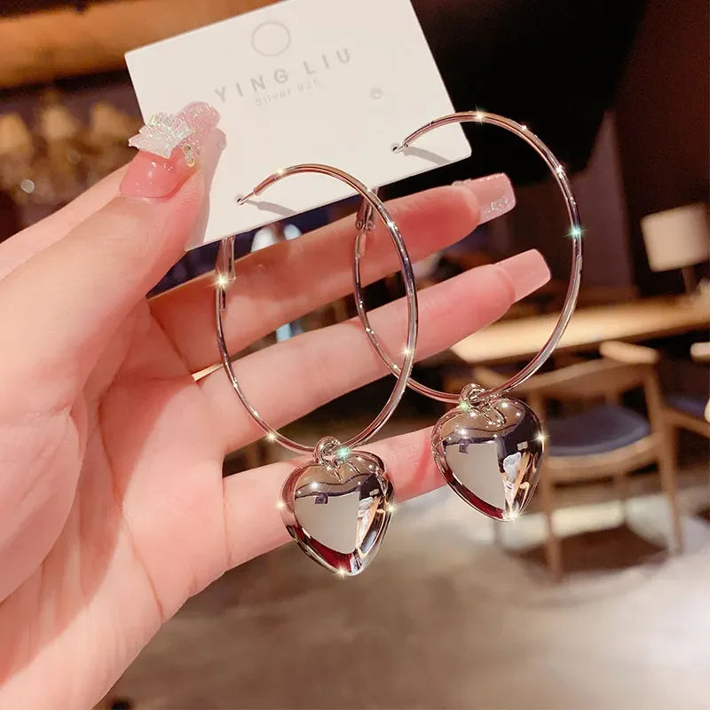 2024 New High-end Elegant Black Zircon Earrings for Women Fashionable Individuality Daily Accessory Party Jewelry Birthday Gifts