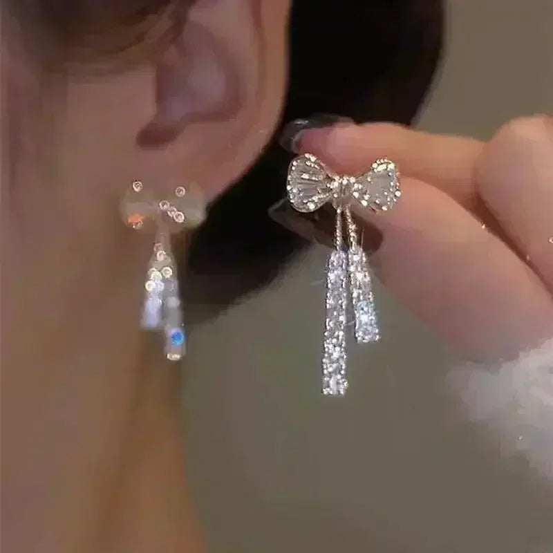Exquisite Blue Drop-shaped Crystal Pendant Earrings For Women