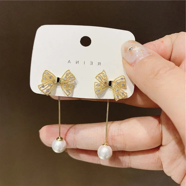 2024 New High-end Elegant Black Zircon Earrings for Women Fashionable Individuality Daily Accessory Party Jewelry Birthday Gifts